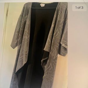 Lularoe new small kimono long